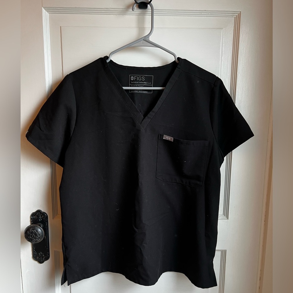 FIGS Catalina Top PETITE (Black)